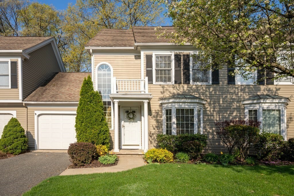 Property Photo:  8 Shady Brook Lane 8  MA 01089 