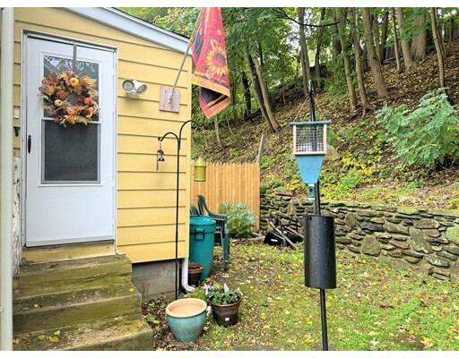 Property Photo: 72 Reed St MA 01602