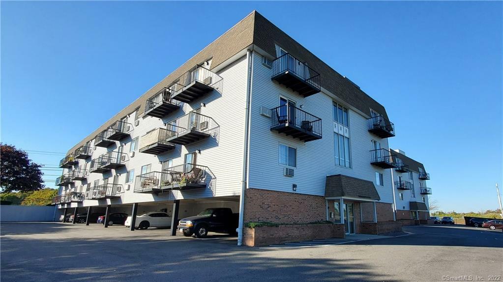 Property Photo:  155 Short Beach Road 111  CT 06615 