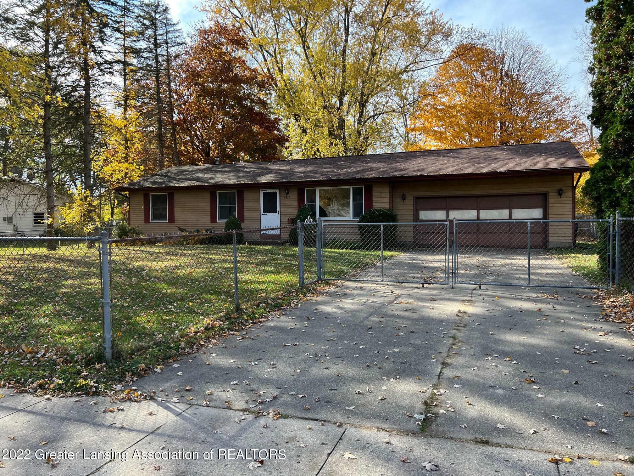 Property Photo: 4510 Ballard Road MI 48911
