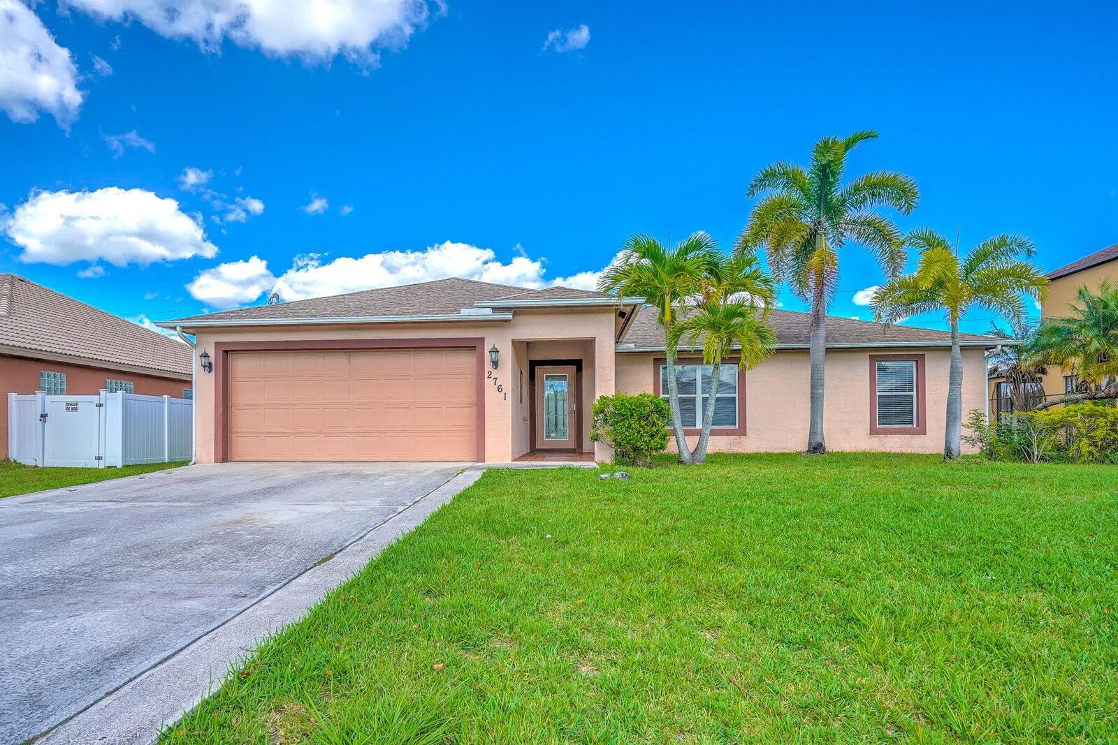 Property Photo:  2761 SW Onaway Avenue  FL 34987 