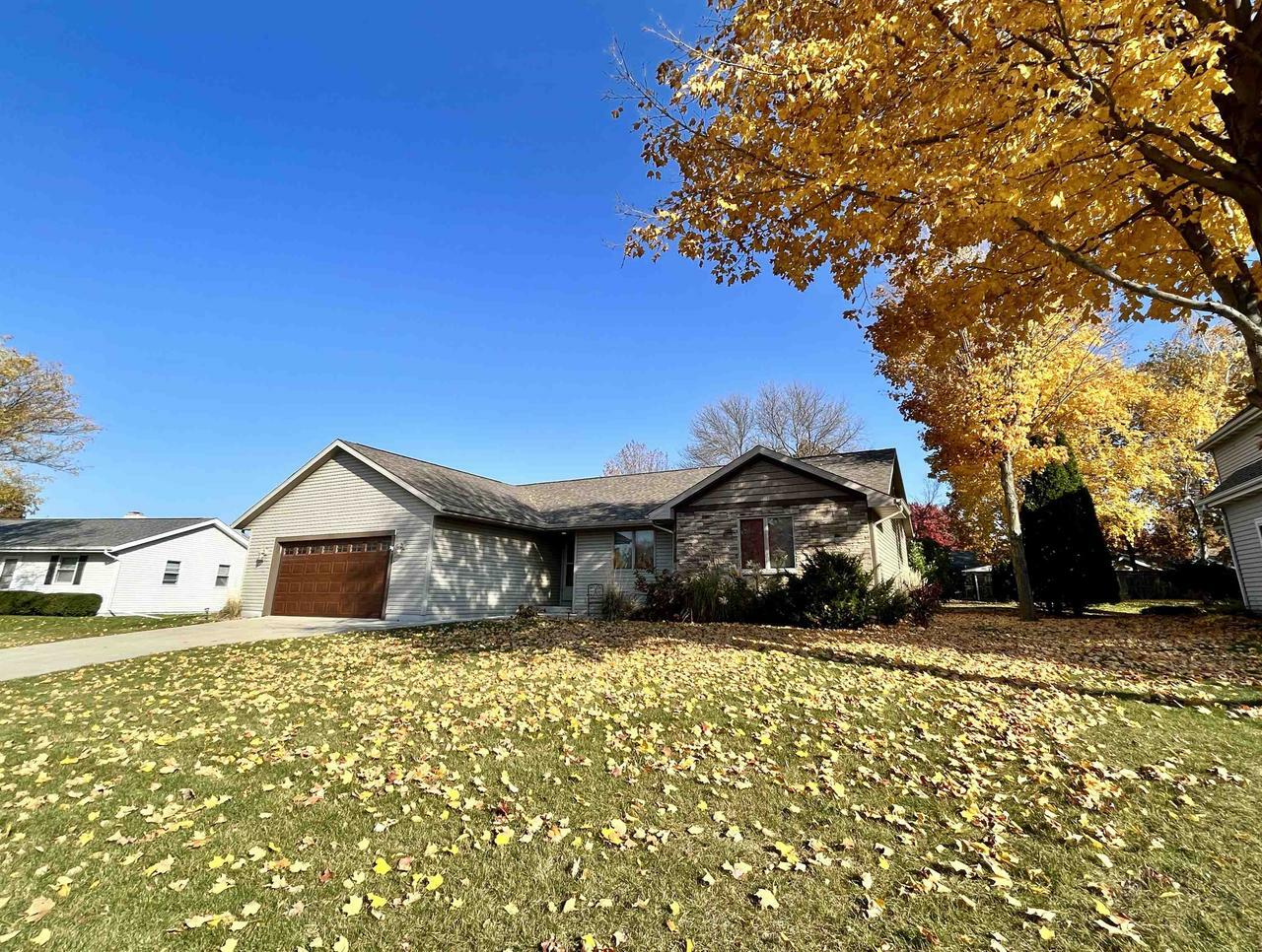 Property Photo:  3211 Westminster Rd  WI 53546 