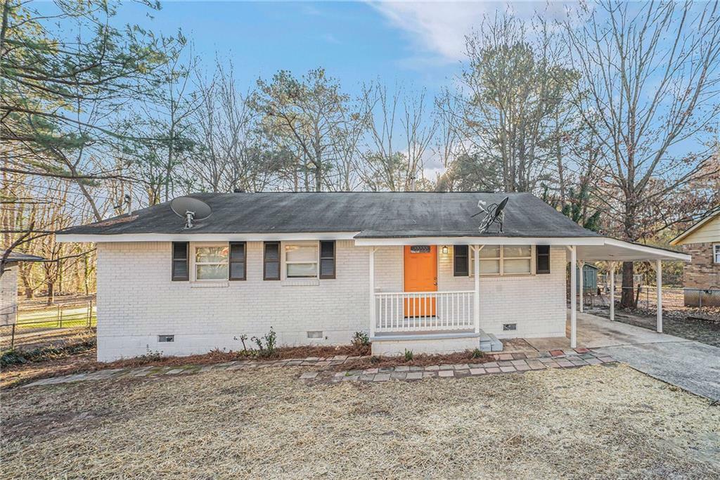 Property Photo:  8331 Attleboro Drive  GA 30238 