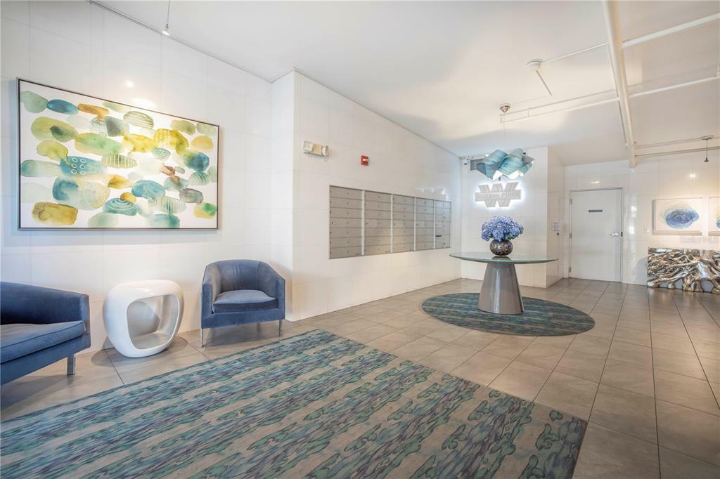 Property Photo: 226 5th Avenue N M-06 FL 33701