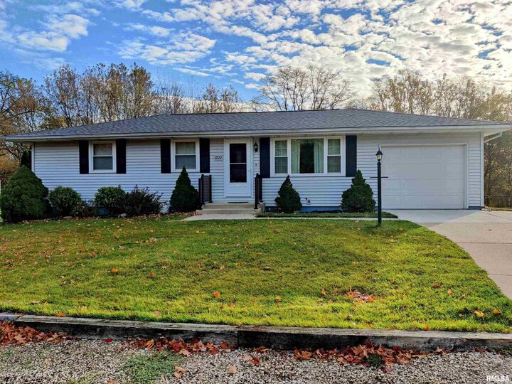 1222 N Wildwood  Peoria IL 61604 photo