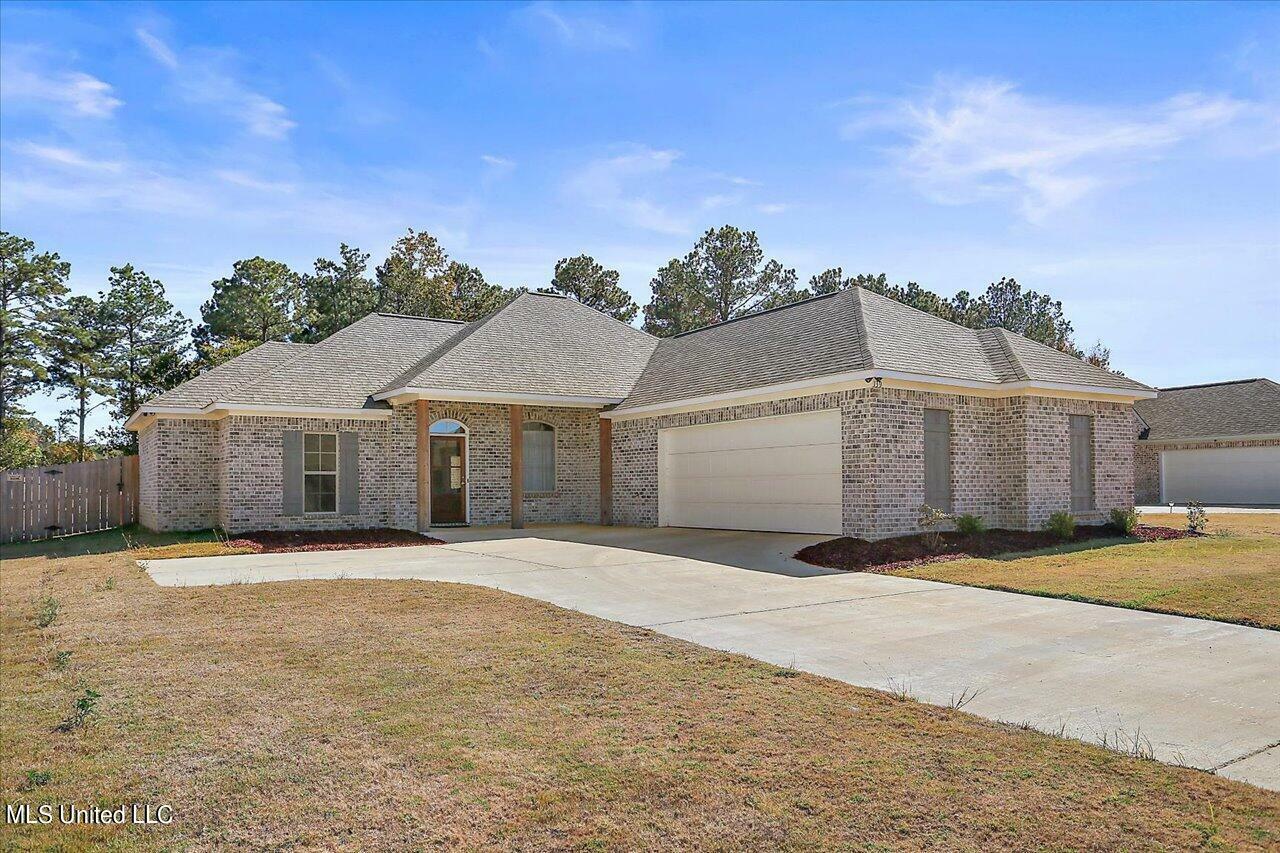 Property Photo:  139 Richmond Way  MS 39046 