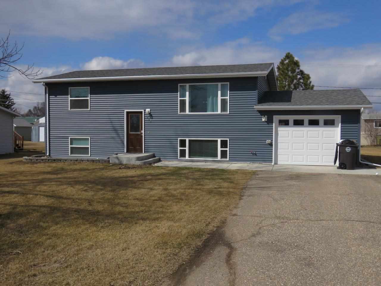 Property Photo: 420 NE 2nd St. NE ND 58785