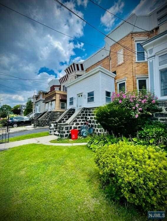 Property Photo:  702 Grove Avenue  NJ 07010 