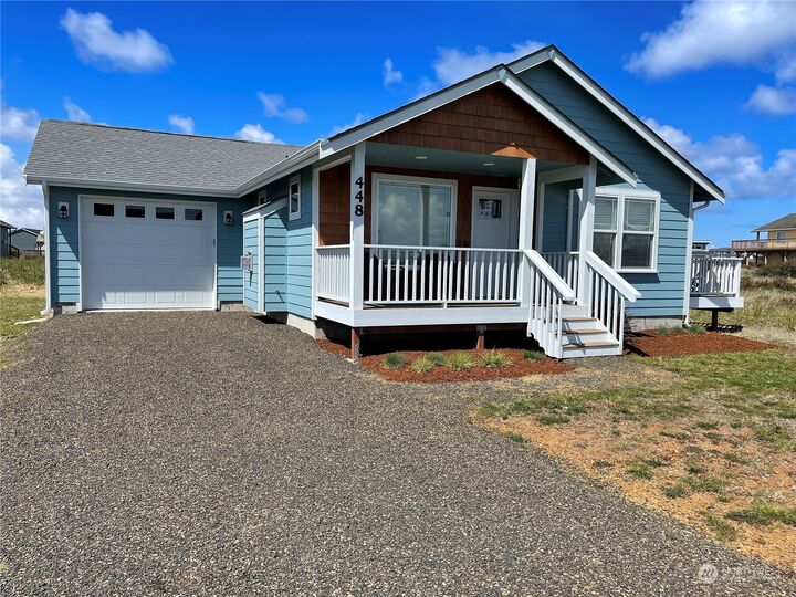 Property Photo: 448 N Portal Loop SW WA 98569