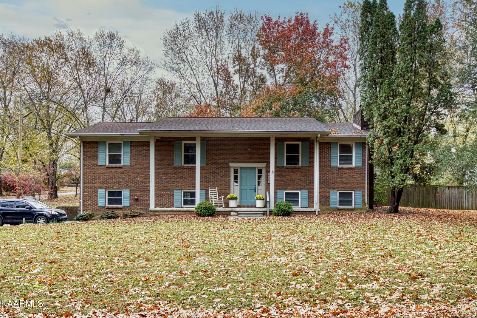 Property Photo: 1701 Bobwhite Drive TN 37803