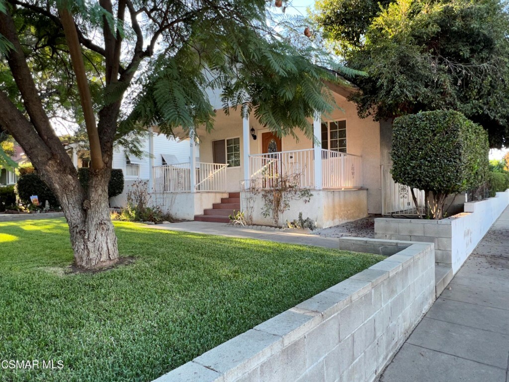 Property Photo:  121 Pine Street  CA 91801 