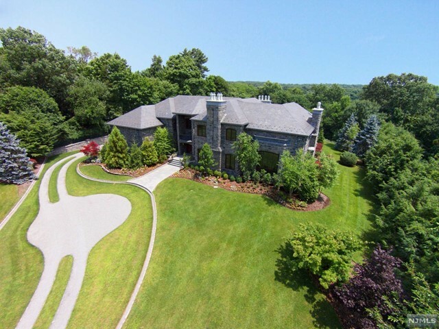 64 Stony Ridge Road  Saddle River NJ 07458 photo