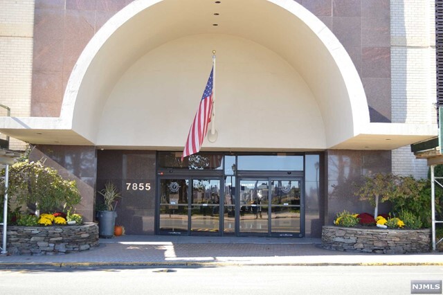 7855 Boulevard East 30I  North Bergen NJ 07047 photo