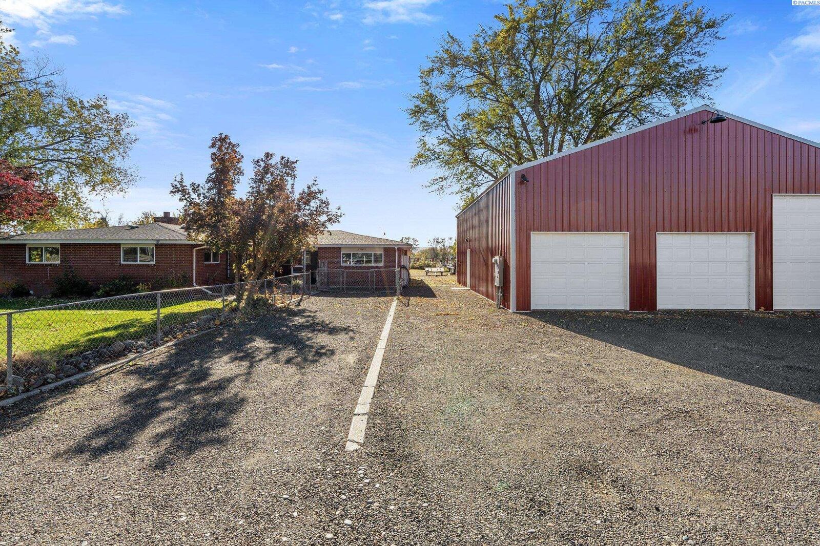 Property Photo:  221405 E Bryson Brown Rd  WA 99337 