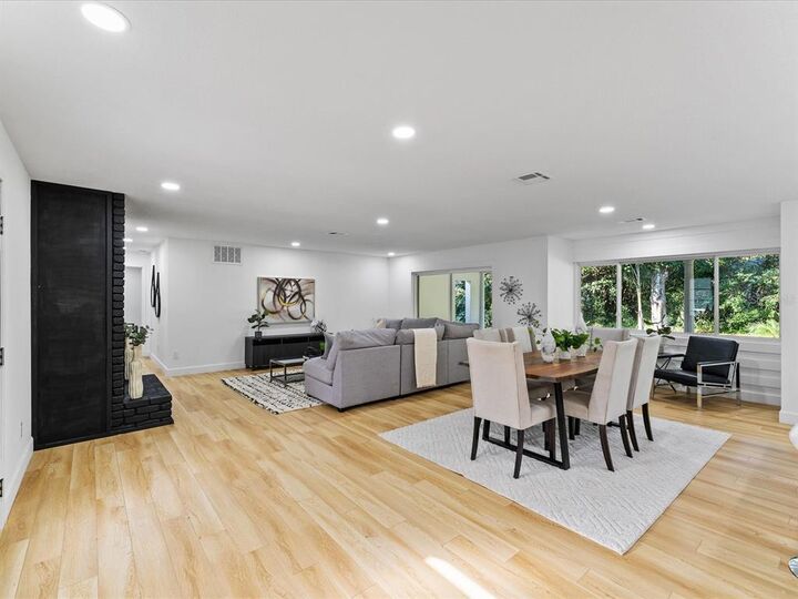 Property Photo: 131 Countryside Drive FL 32779