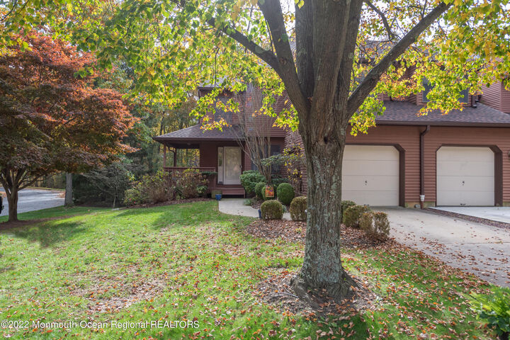 76 Pape Drive  Atlantic Highlands NJ 07716 photo