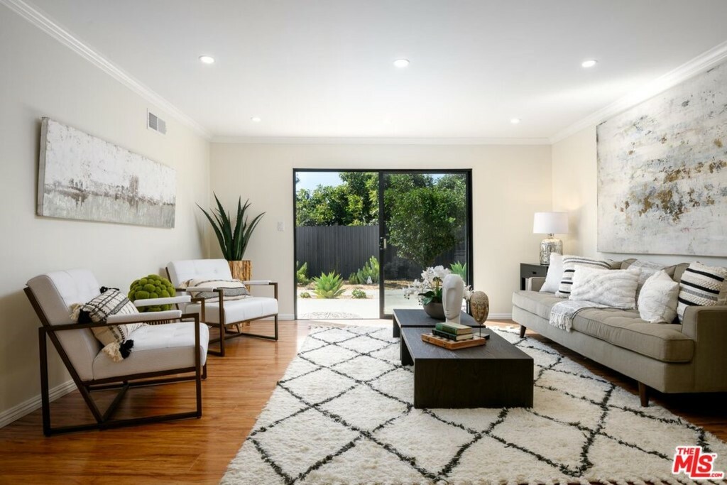 Property Photo: 2291 Sunridge Drive CA 93003