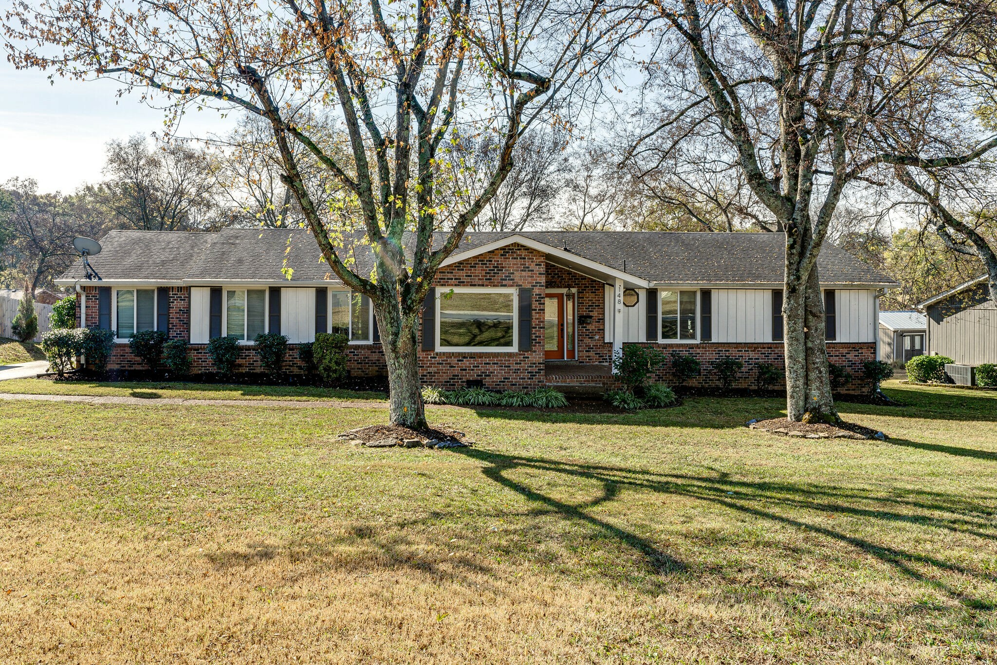 Property Photo: 148 Allen Dr TN 37075