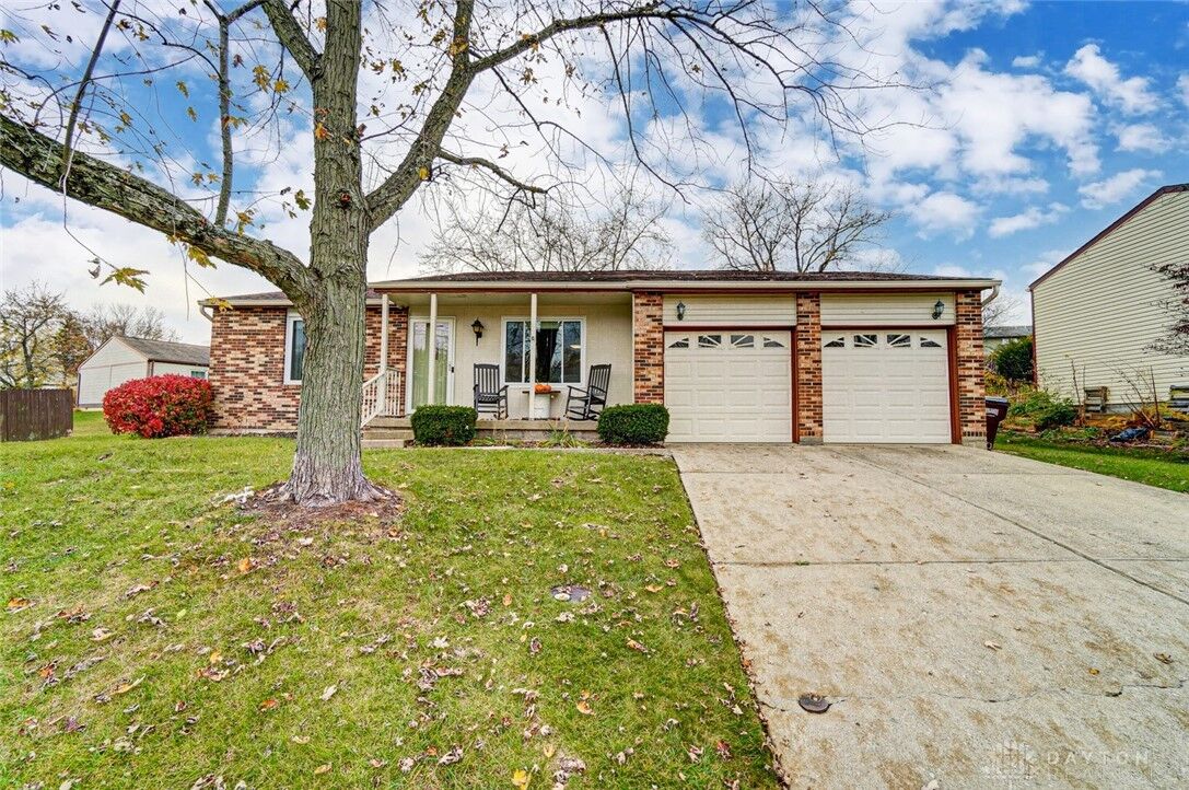 Property Photo: 2362 Cross Village Drive OH 45342