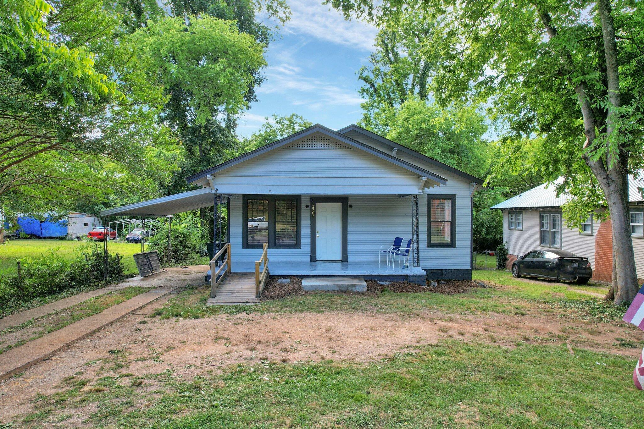 Property Photo:  3207 Dodson Avenue  TN 37405 