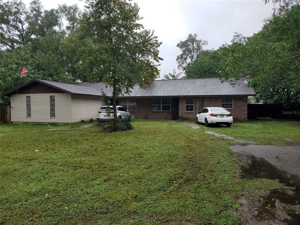 Property Photo:  1411 NE 38th Street  FL 34479 