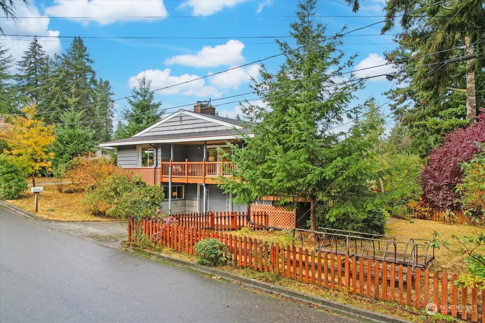 Property Photo:  16102 Evanston Avenue N  WA 98133 