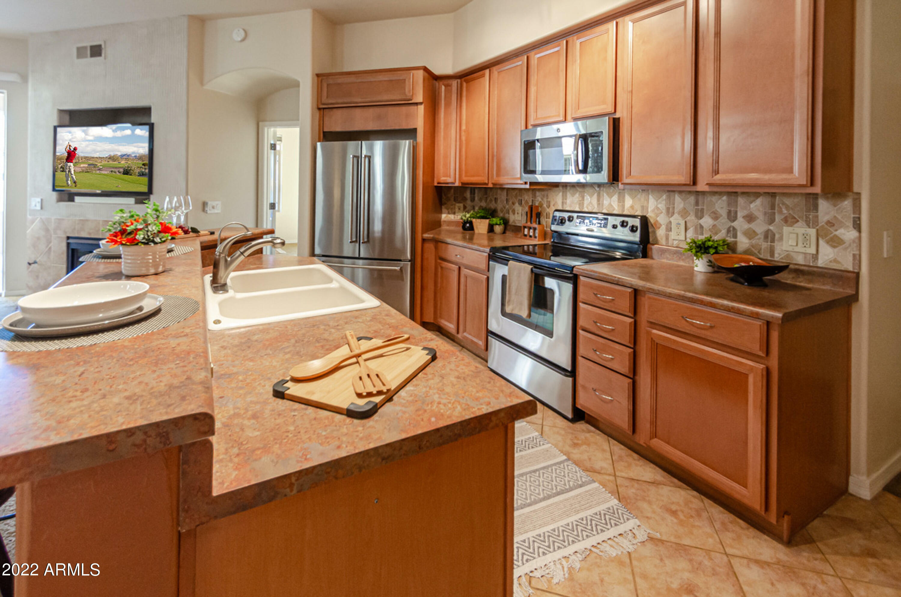 Property Photo:  11000 N 77th Place 1063  AZ 85260 