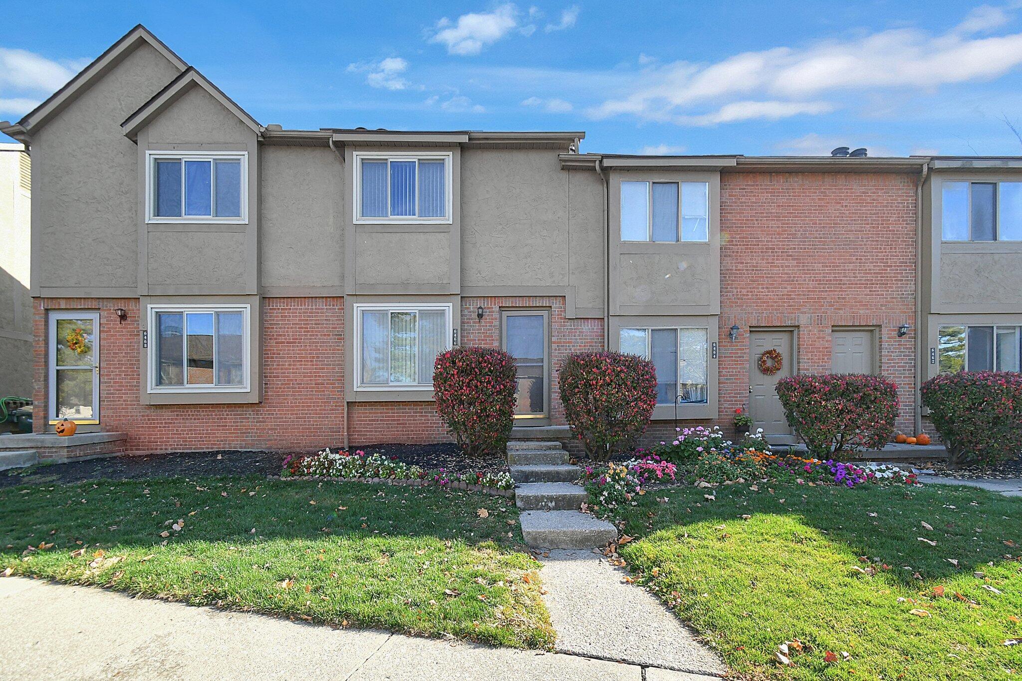 Property Photo: 6466 Cranston Way OH 43017