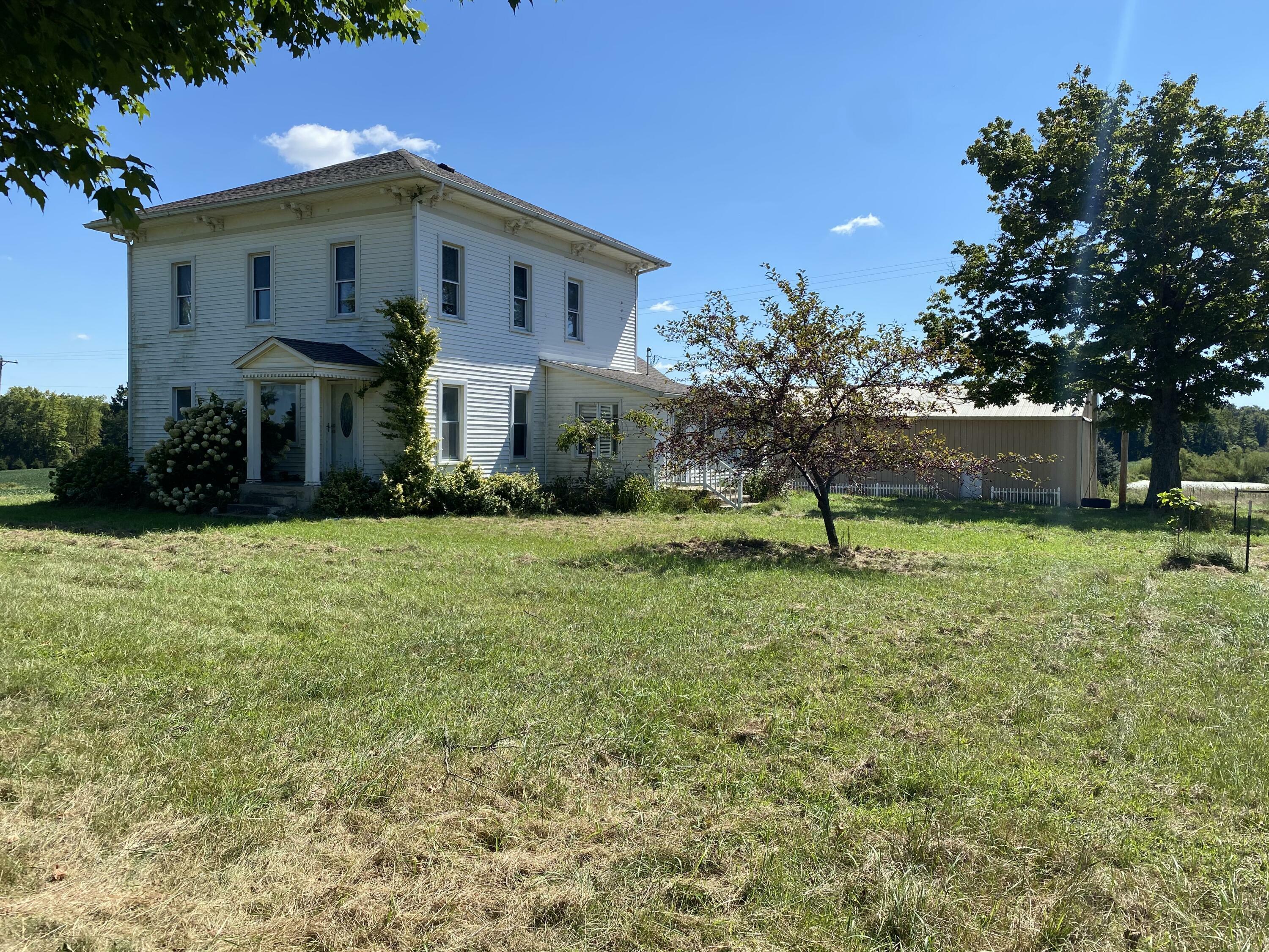 Property Photo:  6091 Cole Road  MI 49242 