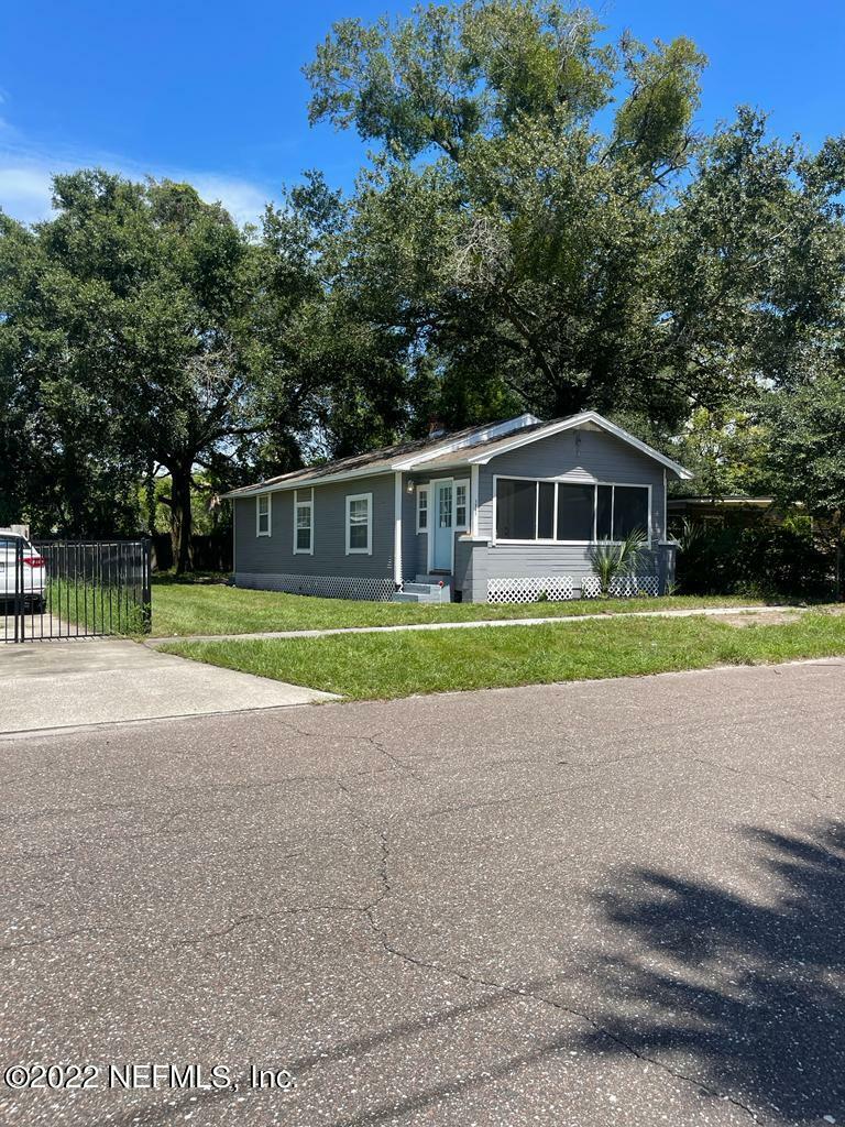 Property Photo:  1523 E 20th Street  FL 32206 