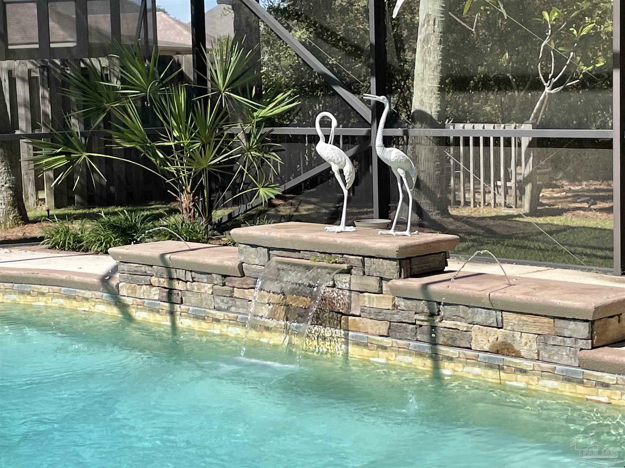 Property Photo: 8781 Spider Lily Way FL 32526
