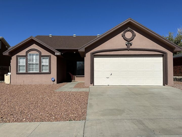 7317 Desierto Pais Drive  El Paso TX 79912 photo