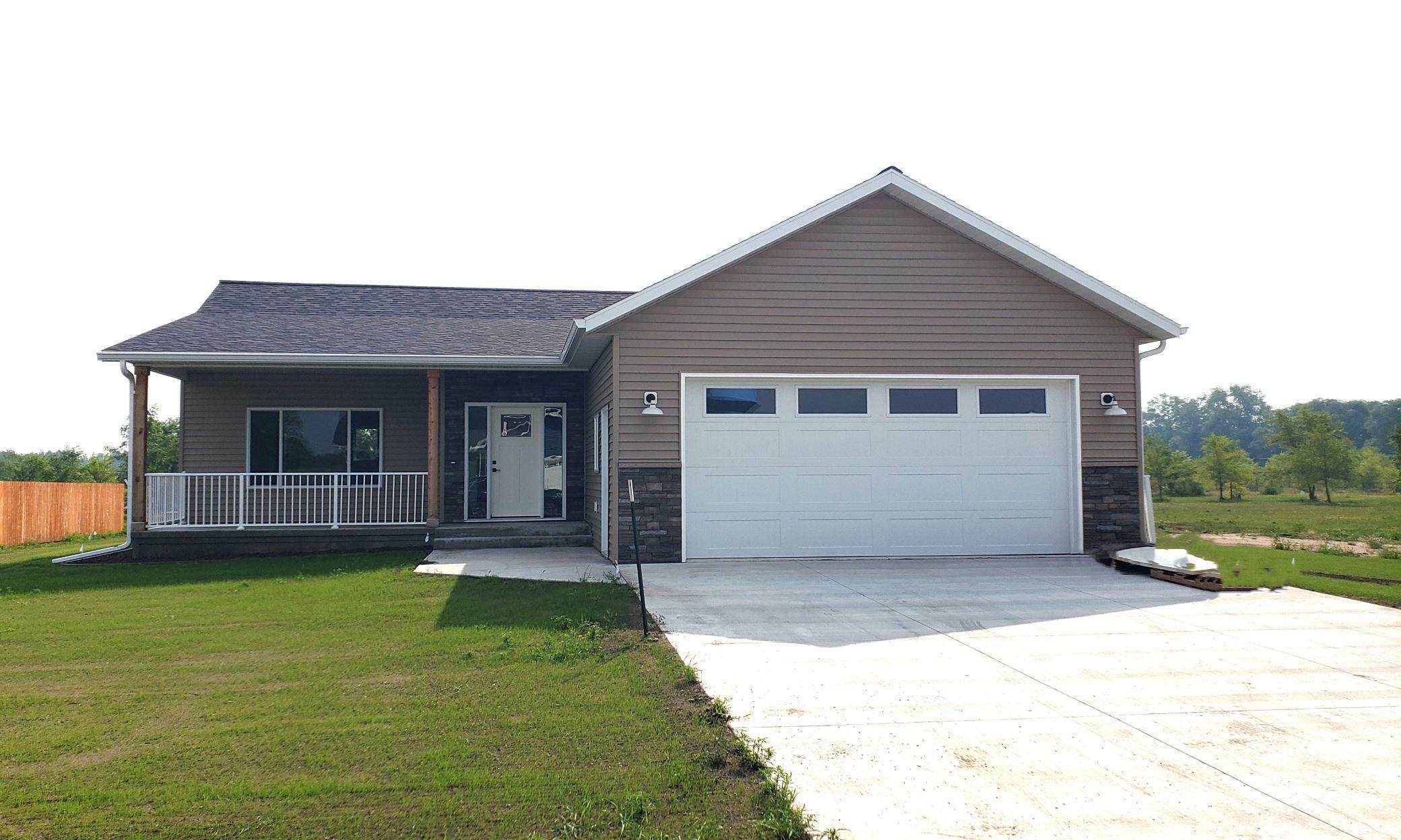 Property Photo: 1106 7th Avenue NE MN 56573