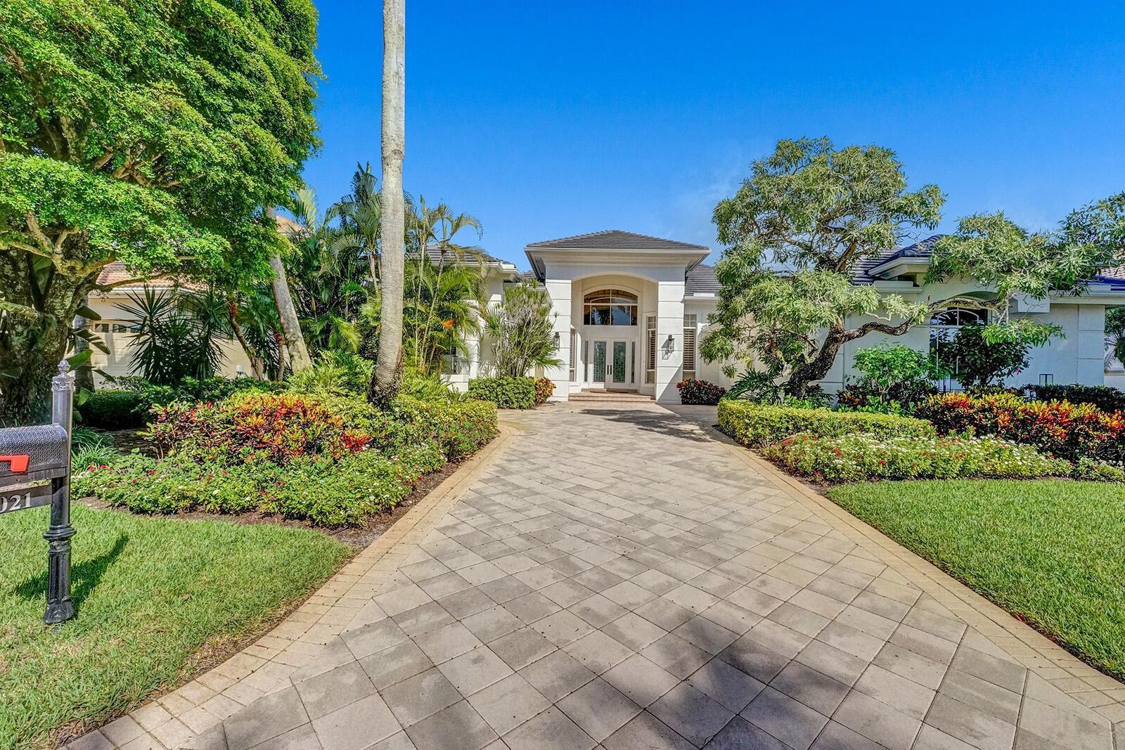 Property Photo:  1021 Grand Isle Terrace  FL 33418 