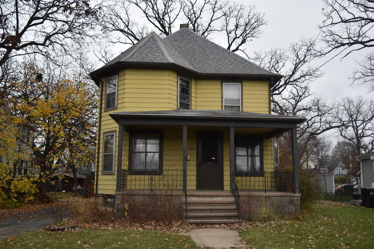 Property Photo:  1015 Prairie Ave  WI 53511 