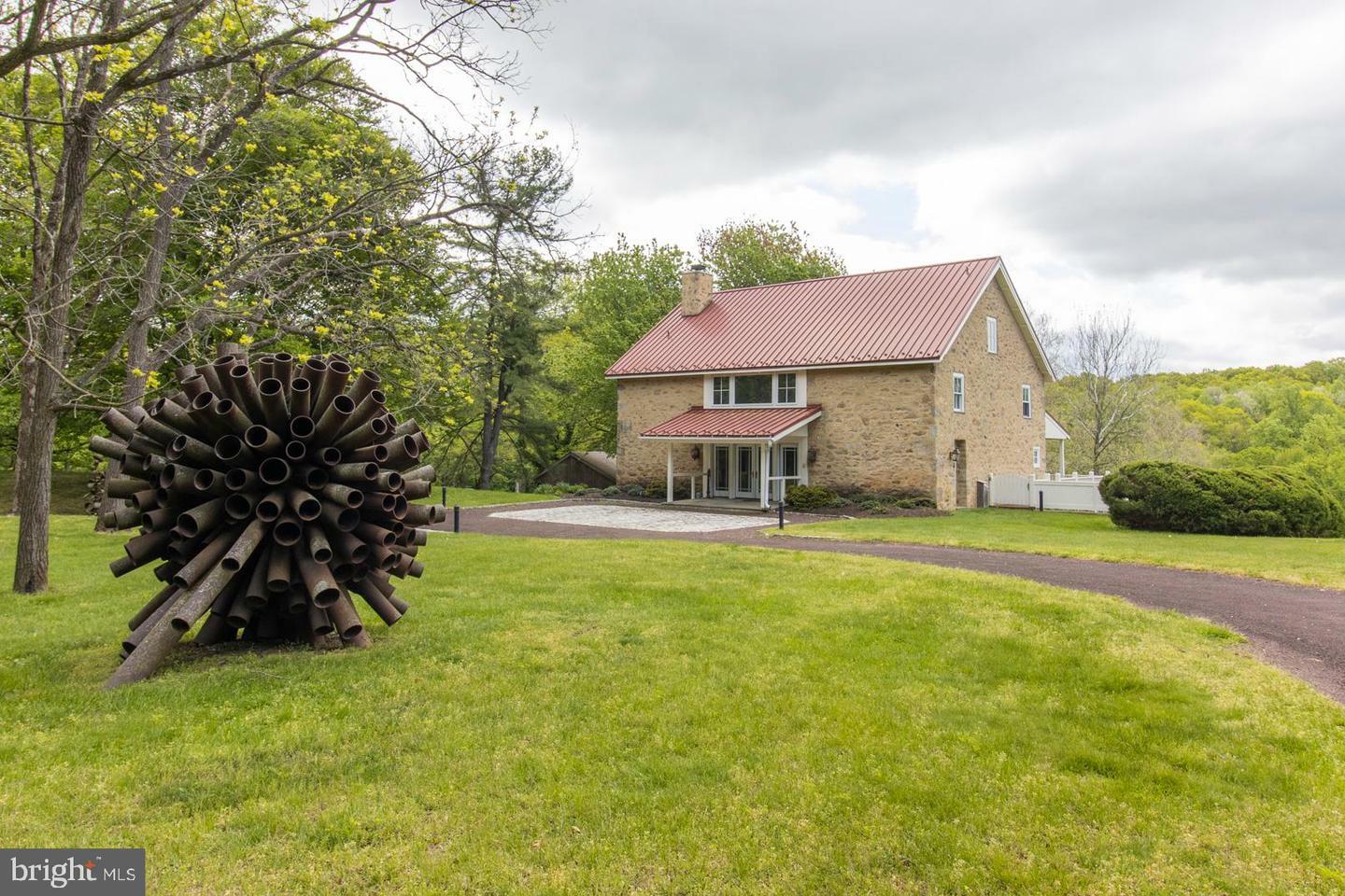 Property Photo: 1414 Birchrun Road PA 19425