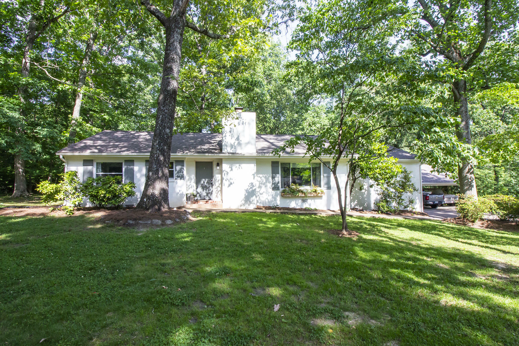 Property Photo:  5810 Briercliff Rd  TN 37918 