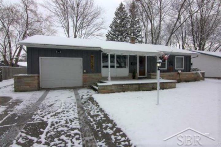 Property Photo:  1026 Lindsay  MI 48602 