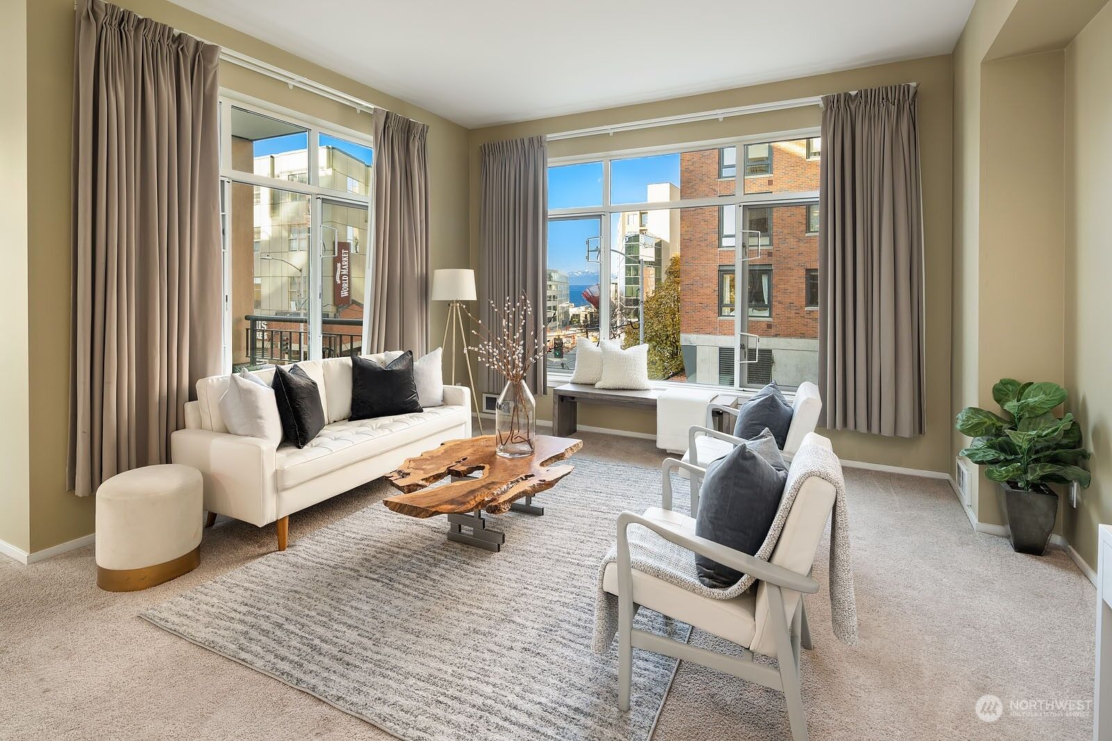 Property Photo:  2030 Western Avenue 306  WA 98121 