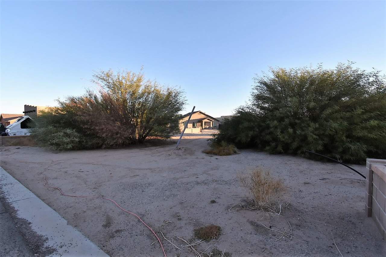 Property Photo:  11841 Apache Ave  AZ 85356 