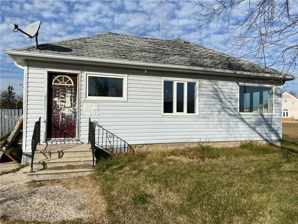 830 Main Street  Rorketon MB R0L1R0 photo