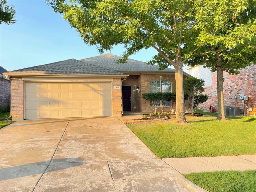 Property Photo:  2865 Spotted Owl Drive  TX 76244 