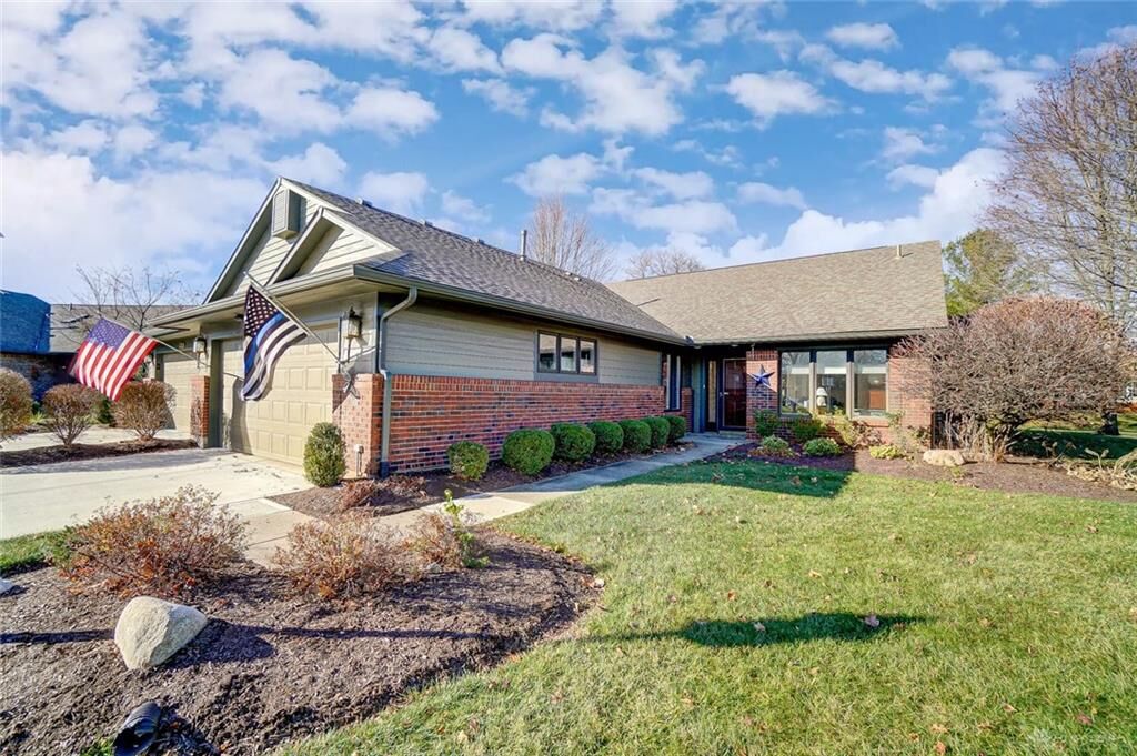 Property Photo: 9421 Sugar Bend Trail OH 45458
