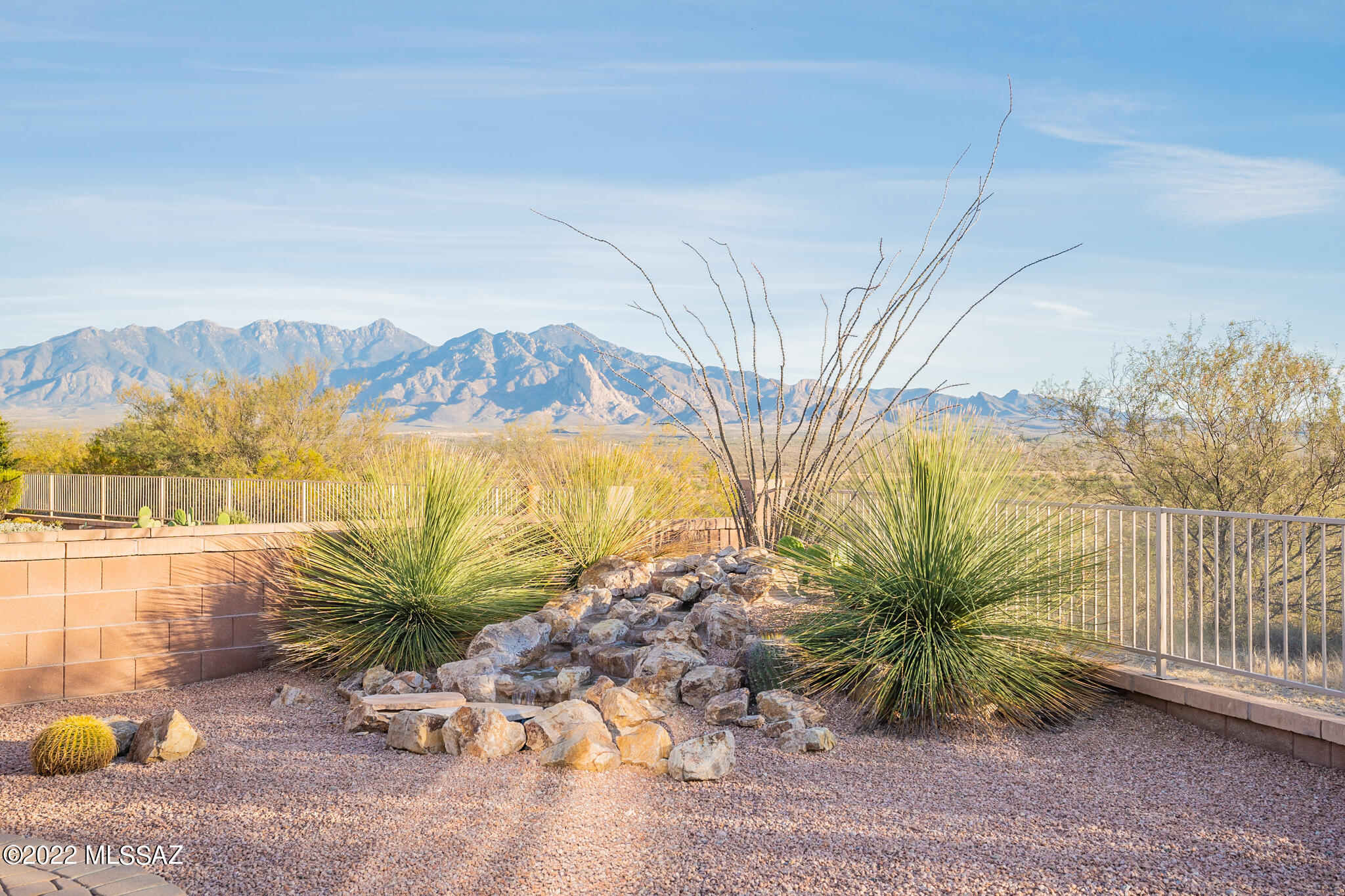 Property Photo: 2021 W Escondido Canyon Drive AZ 85622