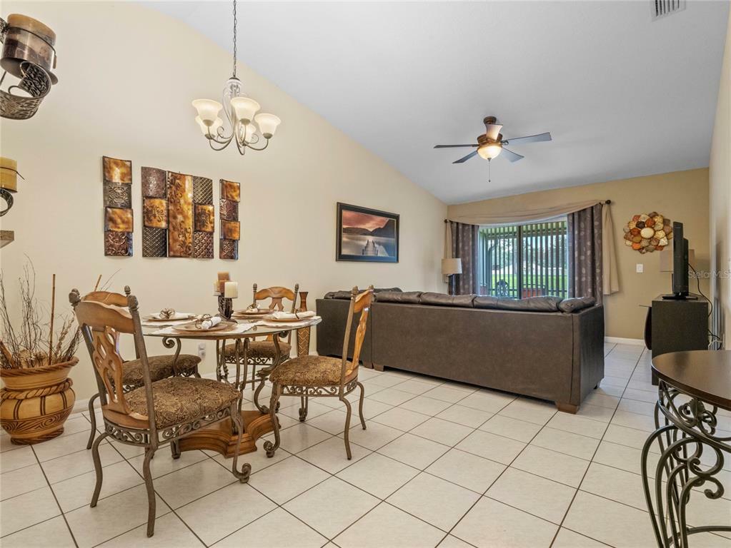 Property Photo:  128 Pine Island Circle  FL 34743 