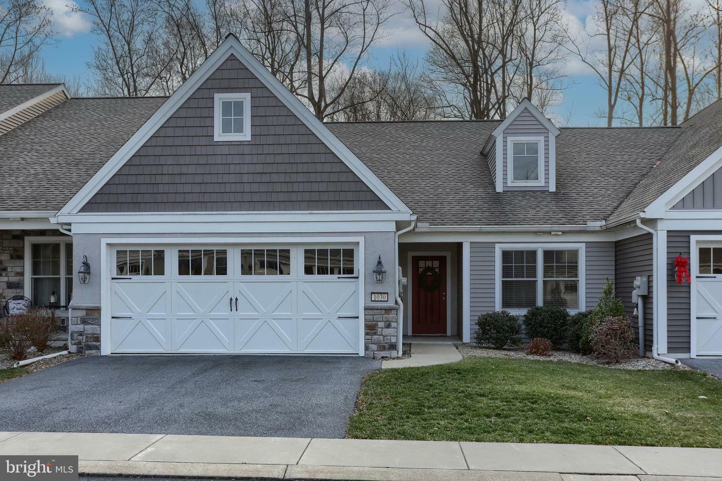 Property Photo: 1030 Villa Drive PA 17042