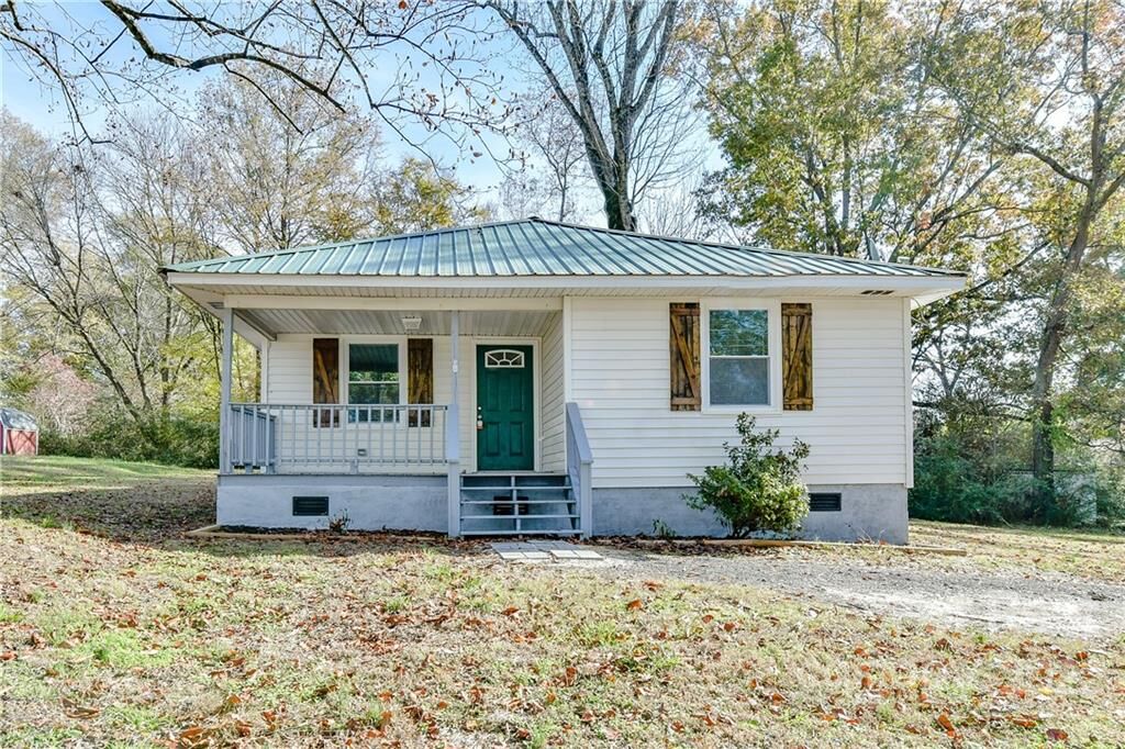 Property Photo:  111 Wayne Avenue  NC 28081 