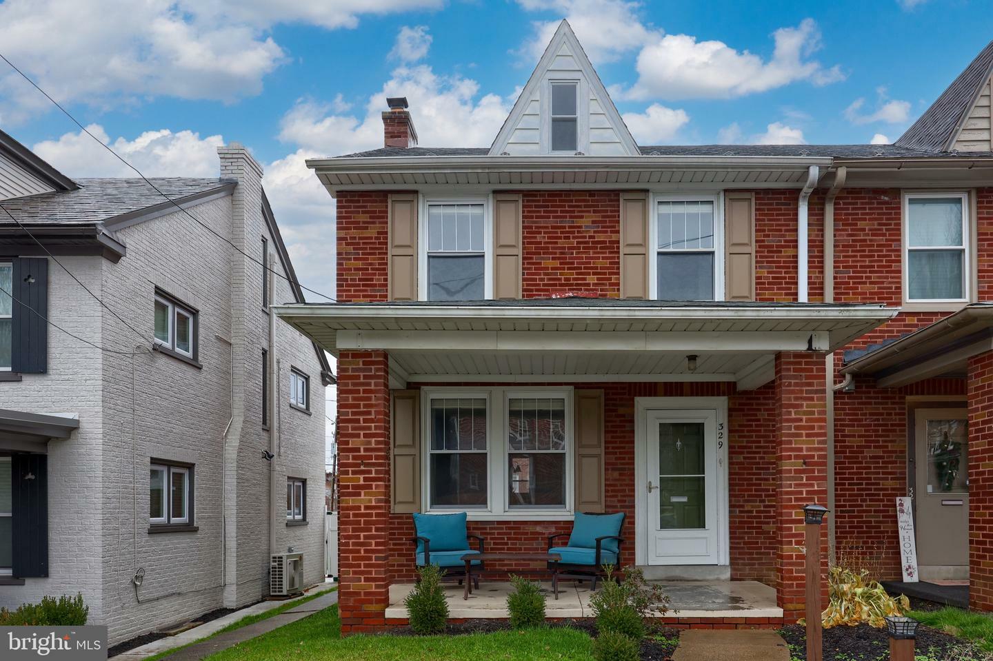 Property Photo: 329 N Reservoir Street PA 17602