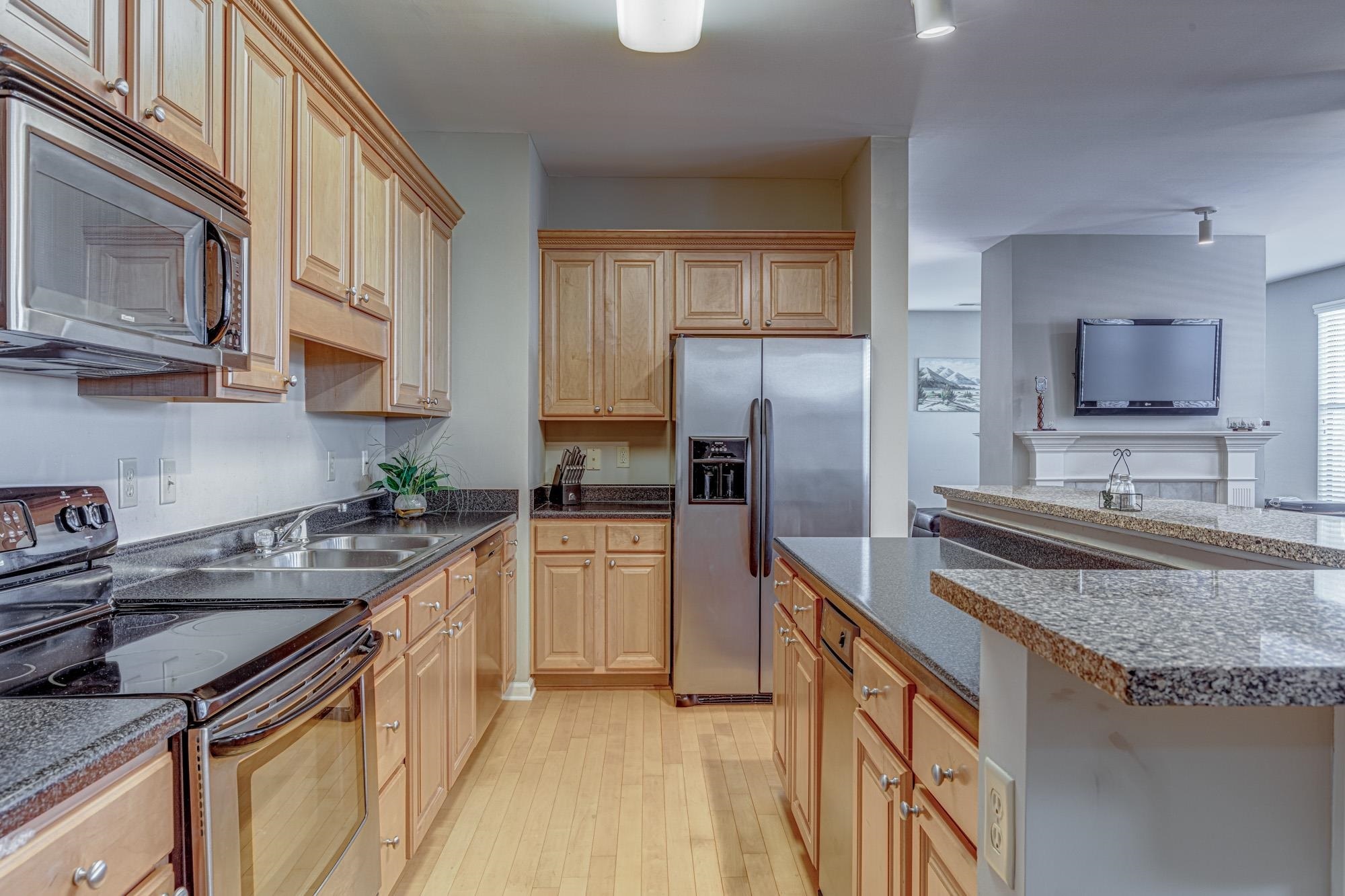 Property Photo: 720 Litty Ct 104 TN 38103