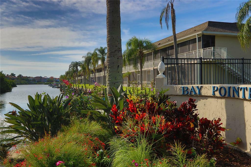 Property Photo: 8828 Bay Pointe Drive 103 FL 33615